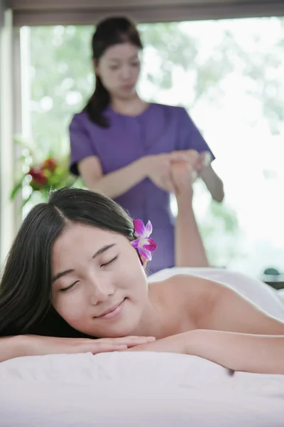Woman Receiving Foot Massage — Stock Photo, Image