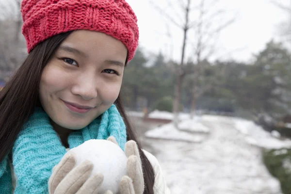 Woman with Snowball — Stock Photo, Image