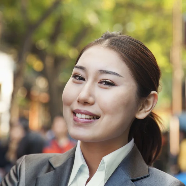 Business woman in Houhai — Stock Photo, Image