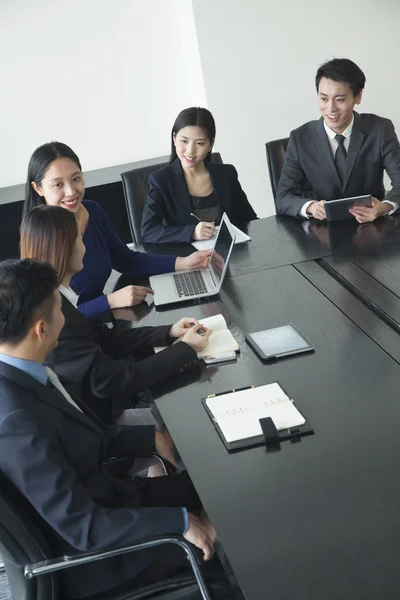 Empresários que têm reunião — Fotografia de Stock