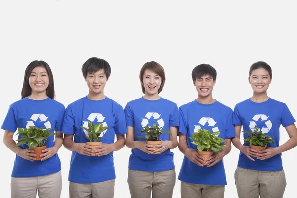 People holding plants — Stock Photo, Image