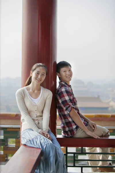 Pareja china en Jing Shan Park —  Fotos de Stock