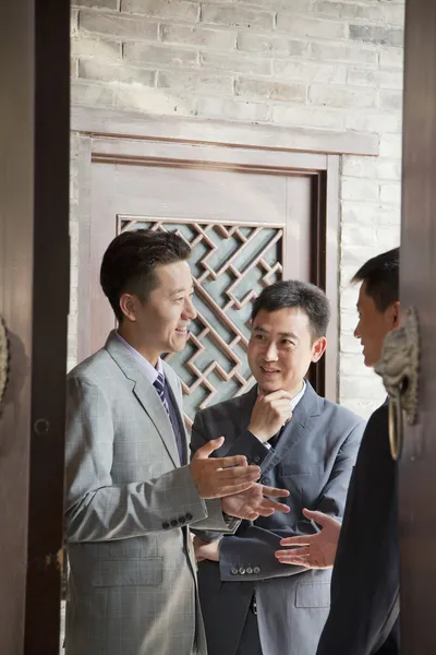 Businessmen in Doorway — Stock Photo, Image