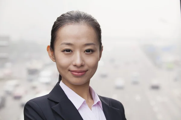 Businesswoman Looking at Camera — Stock Photo, Image