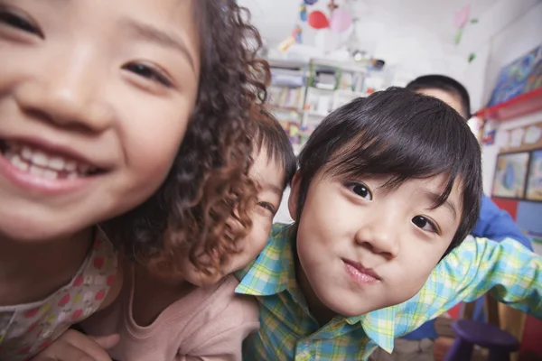 Gruppo di bambini — Foto Stock