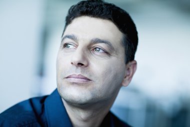 uzaklıkta seyir tefekkür işadamı