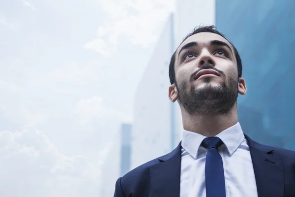 Seriöser Jungunternehmer — Stockfoto