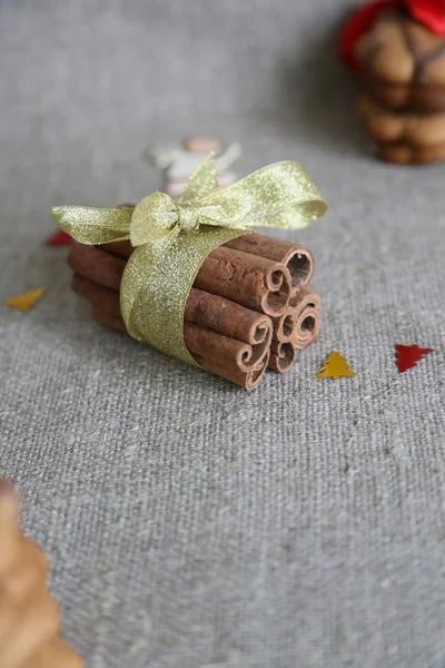 Seven cinnamon steaks — Stock Photo, Image