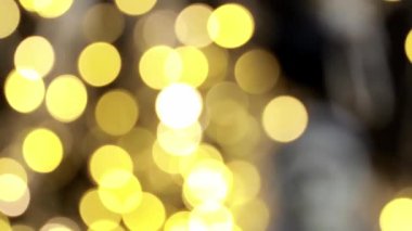 Siyah kuzgun ve ışıklı kafatasları. Negatif boşluk