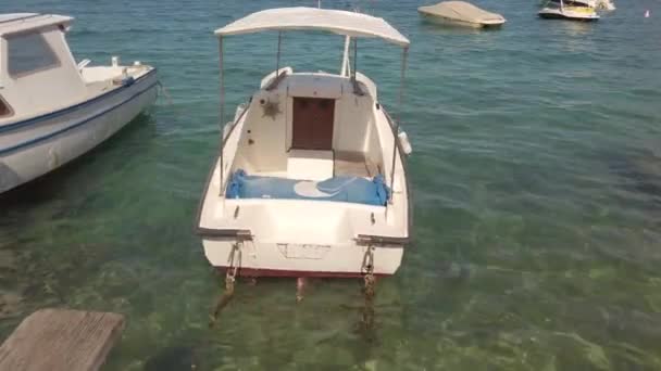 Boote Und Yachten Der Meeresbucht Kroatien — Stockvideo