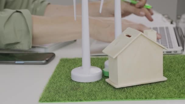 Model Wind Turbines Artificial Grass Rug Laptop Phone Background — Vídeos de Stock