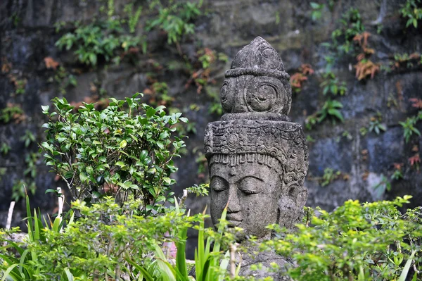 Buddhistický řezbářství — Stock fotografie