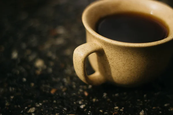 Tasse Kaffee Morgen Espresso Kaffee Kaffeebrei Auf Dunklem Hintergrund — Stockfoto