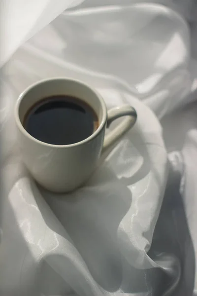 Ένα Φλιτζάνι Καφέ Πρωί Καφές Εσπρέσο Καφές Χυλό Λευκό Φόντο — Φωτογραφία Αρχείου