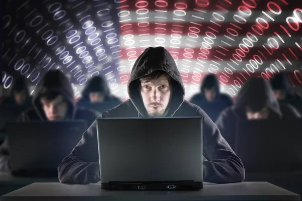 Veel Amerikaanse Hackers Troll Farm Amerikaanse Vlag Achtergrond Internetbeveiligingsconcept — Stockfoto