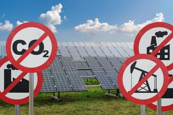 Concepto Neutralidad Del Dióxido Carbono Planta Fotovoltaica Segundo Plano — Foto de Stock