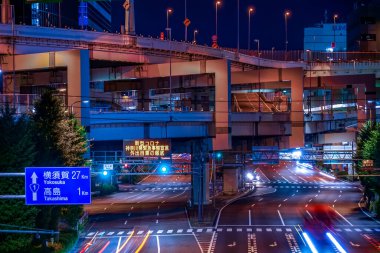 Yokohama karayolu gece görüşü. Çekim yeri: Yokohama-şehir kanagawa ili