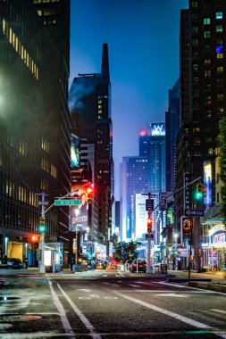 New Yorkman Hattan 'ın gece manzarası. Çekim yeri: New York, Manhattan