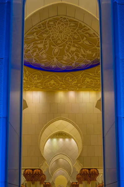 Shakezy Cayd Grand Mosque アラブ首長国連邦 撮影場所 アブダビ — ストック写真