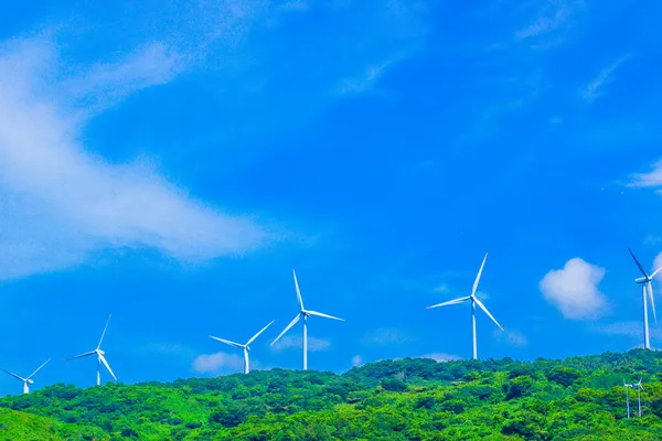 多くの風力発電所 再生可能エネルギー 撮影場所 秋田県 — ストック写真