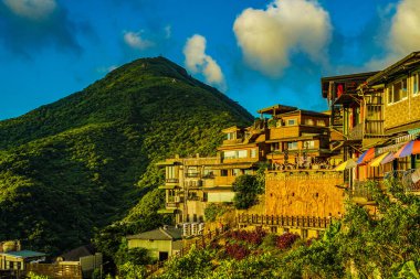 Tayvan Jiuzhai 'den gün batımı görüntüsü. Atış yeri: Tayvan, Taipei