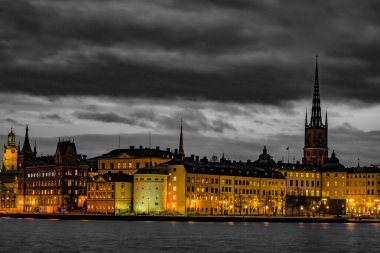 Gumlastan Eski Şehir ve Almanya Kilisesi (Stockholm). Çekim yeri: İsveç, Stockholm