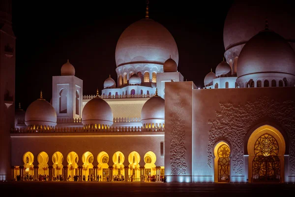Shaking Mosque People Silhouette Abu Dhabi Uae Shooting Location Abdabi — стокове фото
