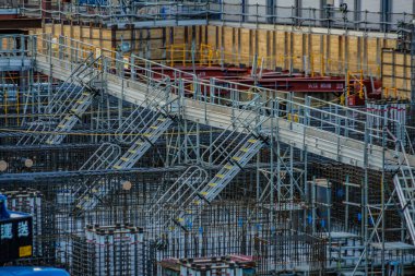 Konutların temel inşaatı. Çekim Konumu: Ota Ward, Tokyo