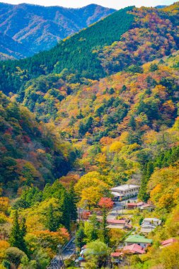 8000 dağ arasında bir köy. Atış yeri: Gunma Bölgesi