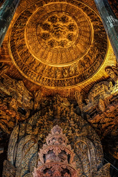 Escultura Del Santuario Oob Truth Tailandia Pattaya Ubicación Del Disparo — Foto de Stock
