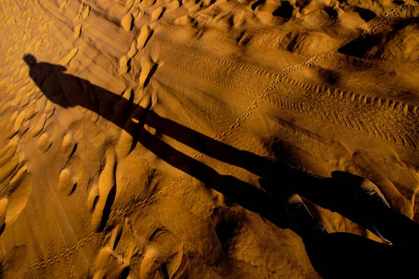 アラビア砂漠や人々 撮影場所 ドバイ — ストック写真