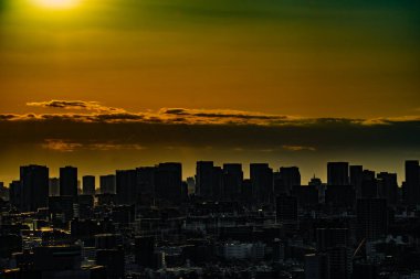 Tokyo alacakaranlıkta tarandı. Çekim yeri: Katsushika-ku, Tokyo