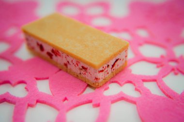 Hokkaido çilek kumu. Çekim Konumu: Hokkaido Hakodate Şehri