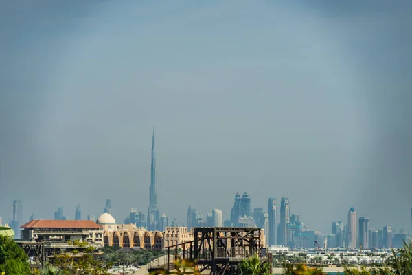 Edifício Dubai Visível Palm Gumera Localização Tiro Dubai — Fotografia de Stock