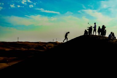 Arap çölü ve insanları. Çekim Konumu: Dubai