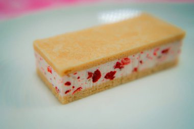 Hokkaido çilek kumu. Çekim Konumu: Hokkaido Hakodate Şehri