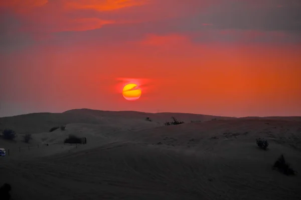 Slunce Zapadá Arabské Pouště Místo Střelby Dubaj — Stock fotografie