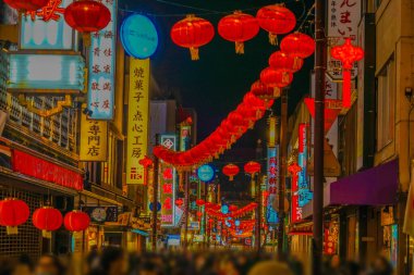 Yokohama Chinatown Büyük Yeni Yıl Dekorasyonu. Çekim yeri: Naka -ku, Yokohama -shi