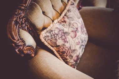 Retro sandalye görüntüsü. Çekim yeri: Kobe şehri, Hyogo Bölgesi