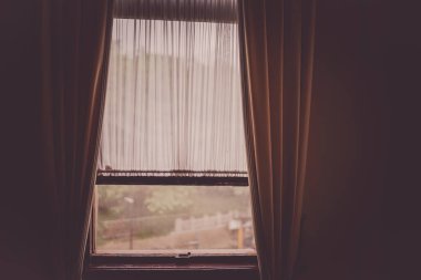 Retro Western Mimarlık penceresi. Çekim yeri: Kobe şehri, Hyogo Bölgesi