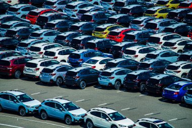 Many colorful cars. Shooting Location: Kawasaki City, Kanagawa Prefecture
