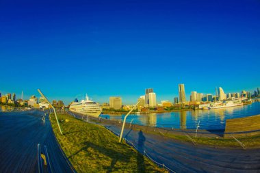Asuka 2 (a luxury cruise ship anchored in Yokohama). Shooting Location: Naka -ku, Yokohama -shi