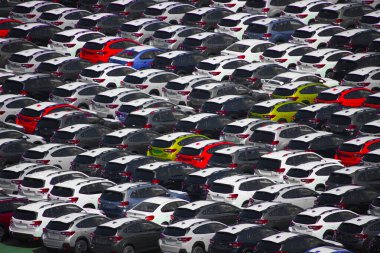 Many colorful cars. Shooting Location: Kawasaki City, Kanagawa Prefecture