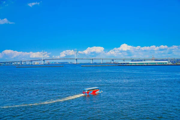 Amphibious Bus Скай Дак Shooting Location Yokohama City Kanagawa Prefecture — стокове фото