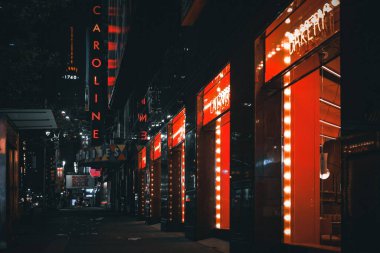 New York şehrinin gece manzarası. Çekim yeri: New York, Manhattan