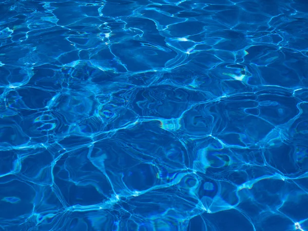 Abstract Blauwe Textuur Van Zwembadwater Met Reflecties — Stockfoto