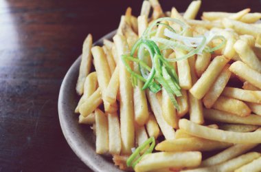 tabak patates soğan ile