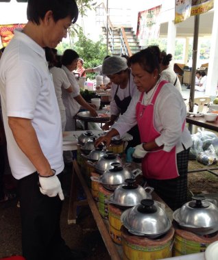 Tay tatlı. adı. arpong