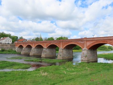Kuldiga 'daki eski köprü.