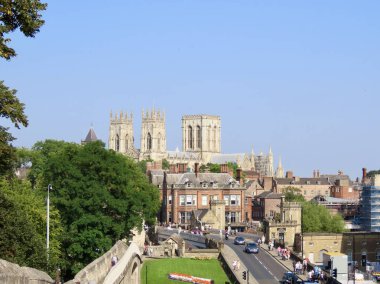 York Minster Kuleleri